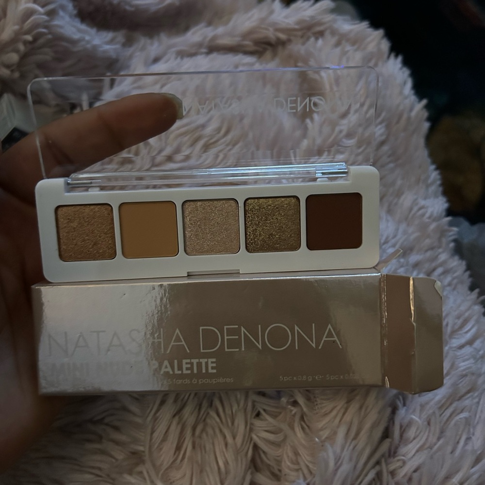 Natasha denona eye shadow palette